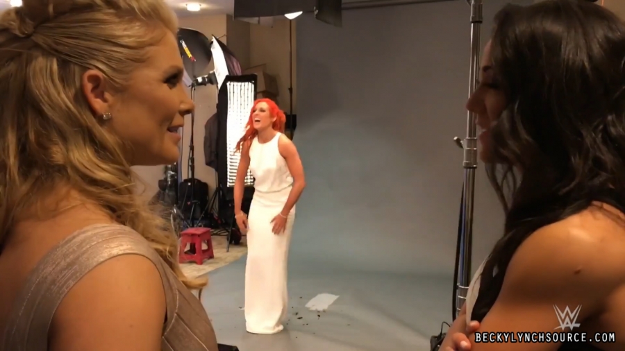 Click to view full size image
==============
BeckyYT20170331_Still084.jpg BeckyYT20170331_Still084.jpg