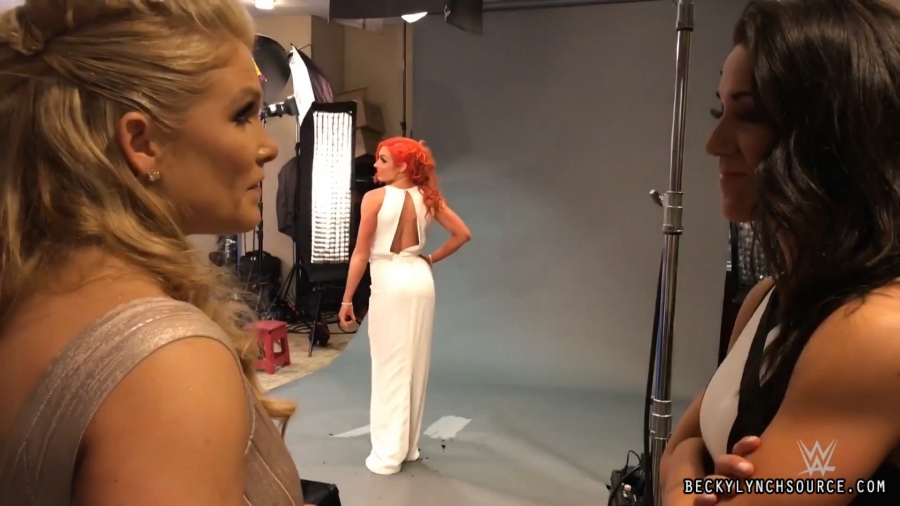 Click to view full size image
==============
BeckyYT20170331_Still112.jpg BeckyYT20170331_Still112.jpg